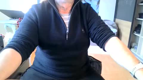 Snapshot of rolandloser1000 chatting on 21, 2, 2025 rolandloser1000 online show from 21, 2, 2025