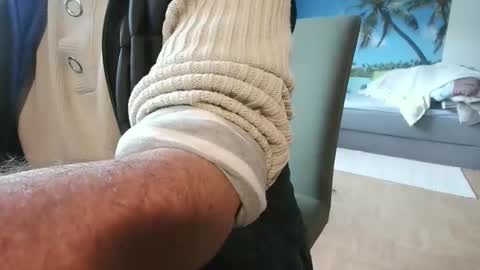 Snapshot of rolandloser1000 chatting on 17, 10, 2025 rolandloser1000 online show from 17, 10, 2025