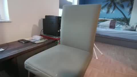 Snapshot of rolandloser1000 chatting on 23, 11, 2025 rolandloser1000 online show from 23, 11, 2025