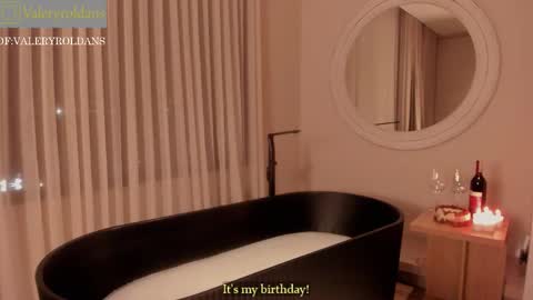 Valery Roldans online show from 10, 2, 2026