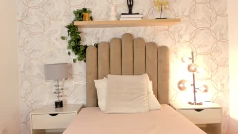   online show from 6, 1, 2025