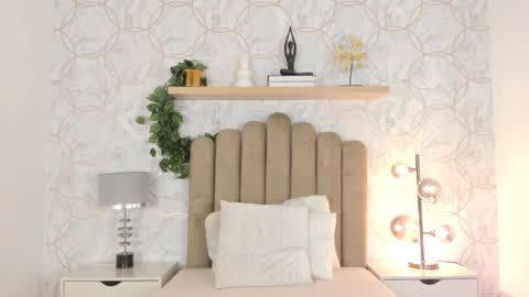   online show from 13, 1, 2025