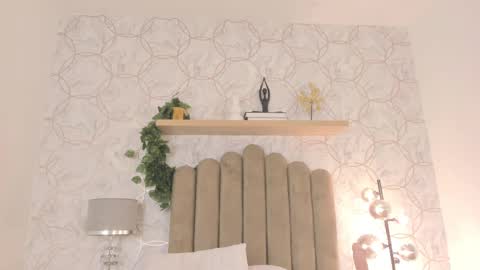   online show from 19, 2, 2025