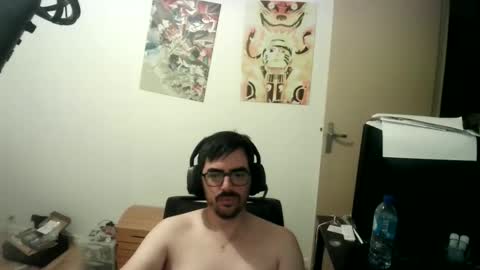 Snapshot of romainb72 chatting on 2, 6, 2026 romainb72 online show from 2, 6, 2026