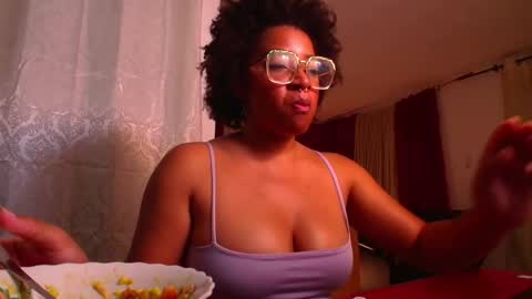 Snapshot of romantic_stargirl chatting on 23, 3, 2026 Is A Belle online show from 23, 3, 2026