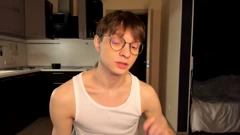 Snapshot of romeo_mercy chatting on 10, 9, 2025 Romeo online show from 10, 9, 2025