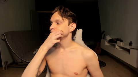 Snapshot of romeo_mercy chatting on 2, 3, 2026 Romeo online show from 2, 3, 2026