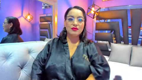 Romi  online show from 7, 10, 2025