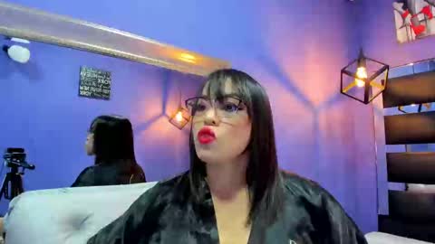 Romi  online show from 21, 10, 2025