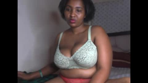 Snapshot of romina_26 chatting on 6, 2, 2026 Romina 26 online show from 6, 2, 2026