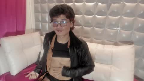 Snapshot of ronaldthompson__ chatting on 26, 2, 2026 Ronald Thompson online show from 26, 2, 2026