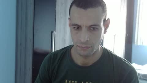 Snapshot of ronnispoto chatting on 5, 2, 2026 ronny online show from 5, 2, 2026