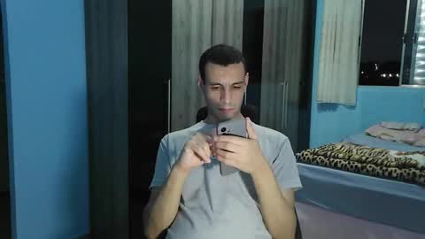 Snapshot of ronnispoto chatting on 5, 3, 2026 ronny online show from 5, 3, 2026