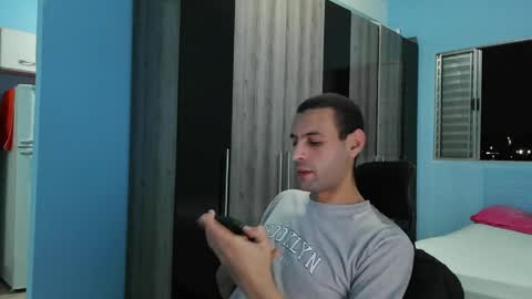Snapshot of ronnispoto chatting on 4, 5, 2026 ronny online show from 4, 5, 2026