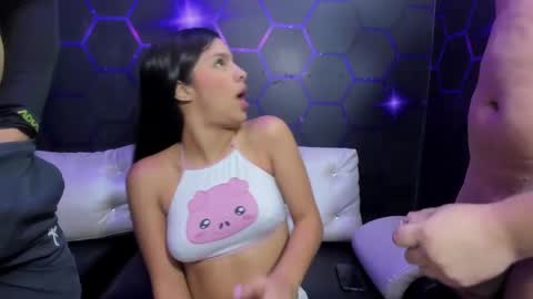 Snapshot of room_kitty chatting on 12, 3, 2025  MIA AND PAUL online show from 12, 3, 2025