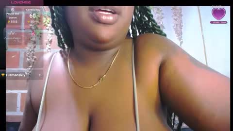 Snapshot of roos_veyker chatting on 23, 10, 2025 roos_veyker online show from 23, 10, 2025