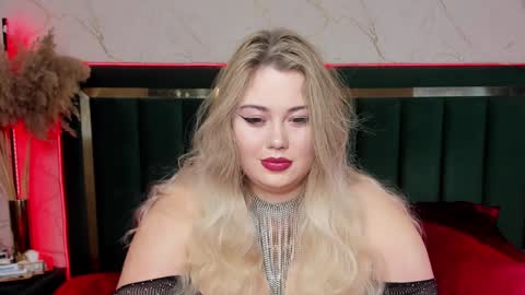 Chloe online show from 4, 2, 2025