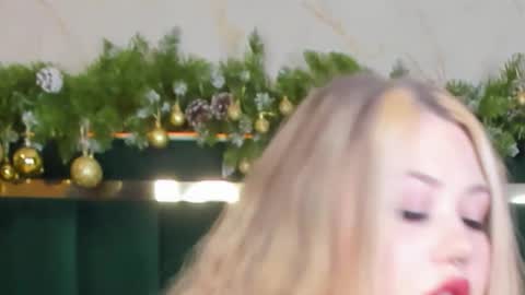 Chloe online show from 12, 1, 2026