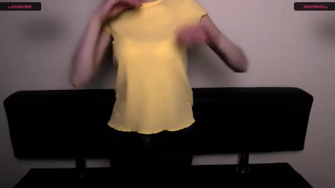 Rose online show from 25, 2, 2026