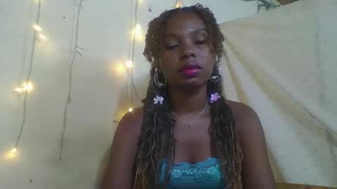 Snapshot of rosalinda933 chatting on 20, 4, 2026 Rosalinda online show from 20, 4, 2026