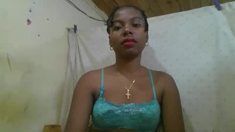 Snapshot of rosalinda933 chatting on 28, 5, 2026 Rosalinda online show from 28, 5, 2026
