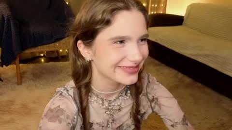 Snapshot of rosalvaulman chatting on 10, 4, 2026 Kylie online show from 10, 4, 2026