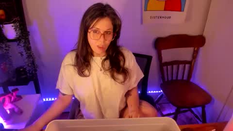 rose257044 online show from 22, 3, 2026