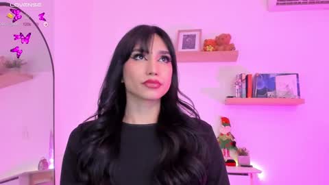 Rose Saenz online show from 17, 12, 2024