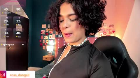 Rose online show from 25, 2, 2025