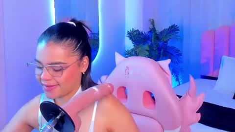 Snapshot of rose_jener06 chatting on 20, 6, 2026 rose_jener06 online show from 20, 6, 2026