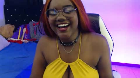 Snapshot of rosebeckers7 chatting on 26, 9, 2025 Your girl Rose  6k of followers online show from 26, 9, 2025