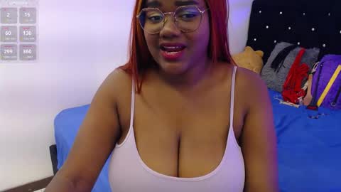 Snapshot of rosebeckers7 chatting on 13, 10, 2025 Your girl Rose  6k of followers online show from 13, 10, 2025