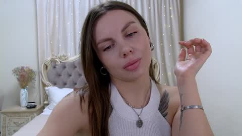 Rose Hubbard online show from 22, 1, 2025