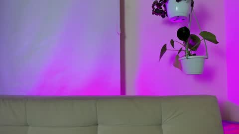 Lyla OF roselinedior online show from 16, 1, 2025