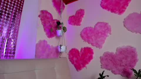 Lyla OF roselinedior online show from 18, 2, 2025