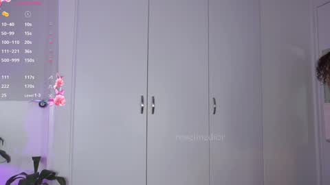 Lyla OF roselinedior online show from 1, 10, 2025