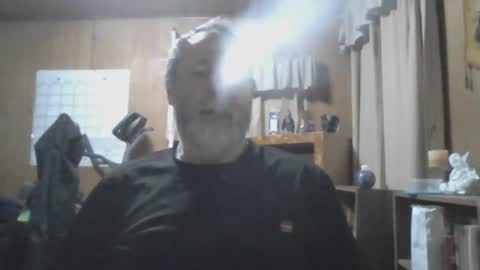 Snapshot of rosepanda chatting on 1, 1, 2025 Lost4gain online show from 1, 1, 2025