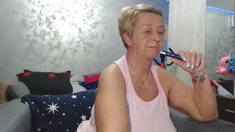 Lovepinklilly online show from 29, 3, 2026