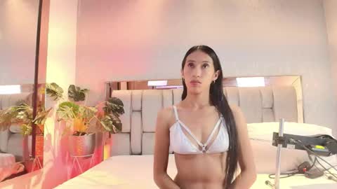 Snapshot of rosetemple chatting on 8, 2, 2026 Rose online show from 8, 2, 2026