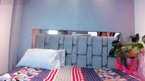 Snapshot of rosetemple chatting on 18, 2, 2026 Rose online show from 18, 2, 2026