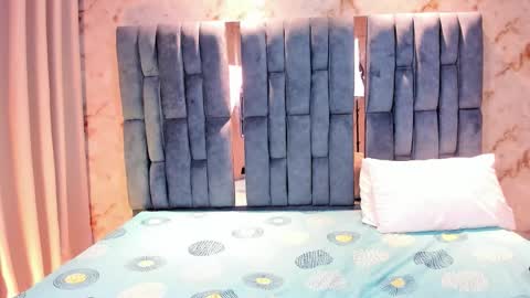 Snapshot of rosetemple chatting on 1, 3, 2026 Rose online show from 1, 3, 2026