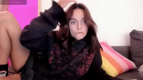 Snapshot of roshelle_xxx chatting on 24, 9, 2025 Roshelle online show from 24, 9, 2025