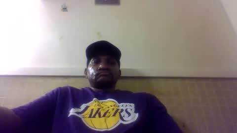 Snapshot of roshun69 chatting on 21, 4, 2026 Roshun Haynes online show from 21, 4, 2026