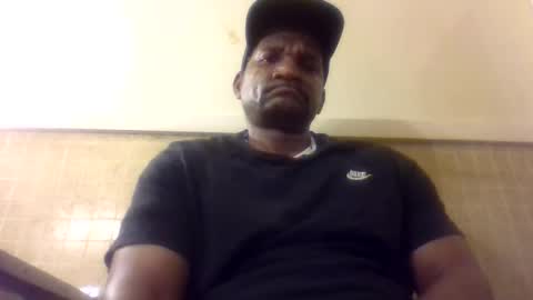 Snapshot of roshun69 chatting on 5, 5, 2026 Roshun Haynes online show from 5, 5, 2026