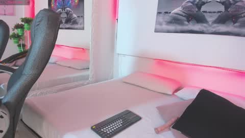 rosi_cooper online show from 27, 1, 2025