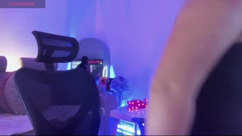 ross_lee online show from 8, 4, 2026