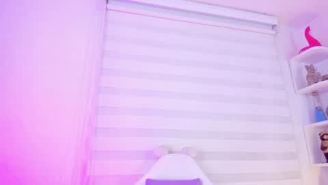   online show from 5, 2, 2025