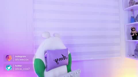   online show from 7, 2, 2025