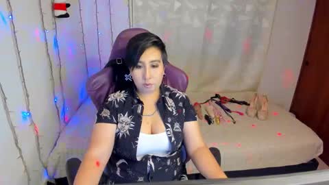 ROSSE DEMOND  online show from 21, 2, 2026