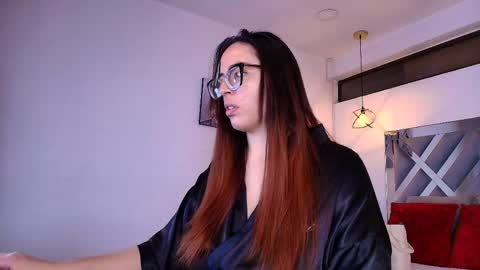 Snapshot of rossi_ss1 chatting on 26, 4, 2026 Ross online show from 26, 4, 2026